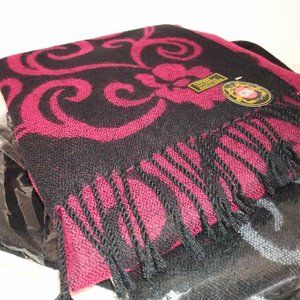 GS Cashmere Feel Flower Shawl Poncho - Vintage Rare find!